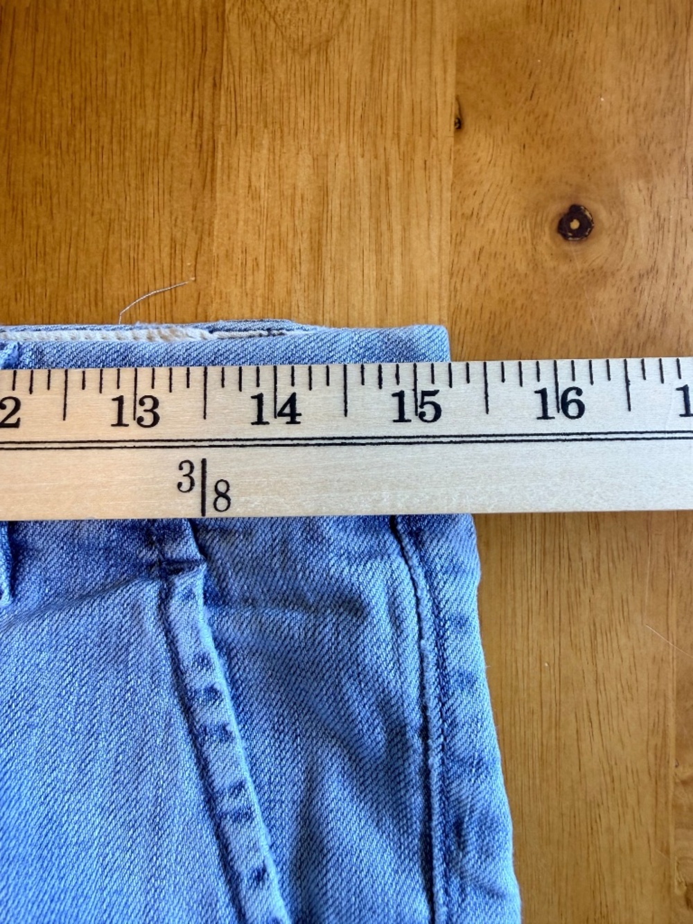 The Limited Denim 678 Light Wash Flare Jeans Wide Cuff Size 4 Low Rise 552 - Picture 7 of 11